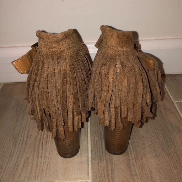 Dolce Vita heel with fringe back - Picture 3 of 3